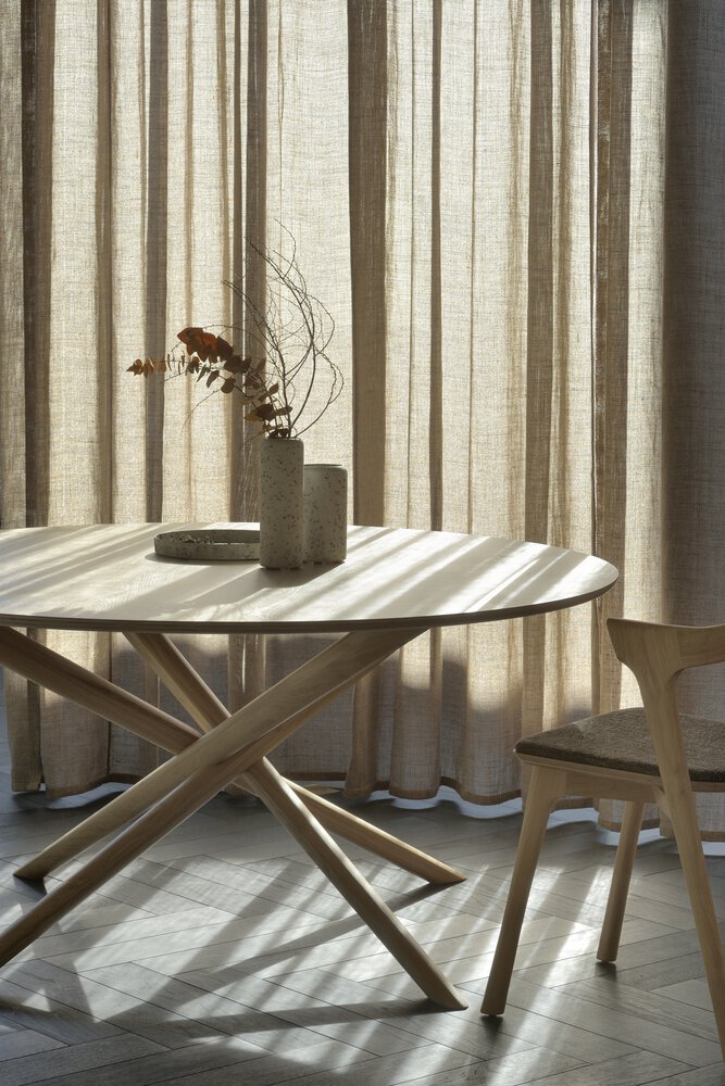 ETHNICRAFT OAK MIKADO ROUND DINING TABLE