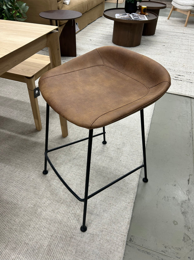 GLOBEWEST TURNER STOOL EX FLOOR STOCK
