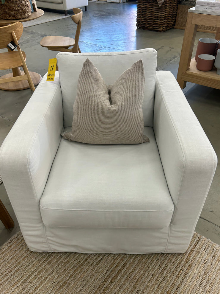 STEELE AVENUE CHAIR - EX FLOOR STOCK