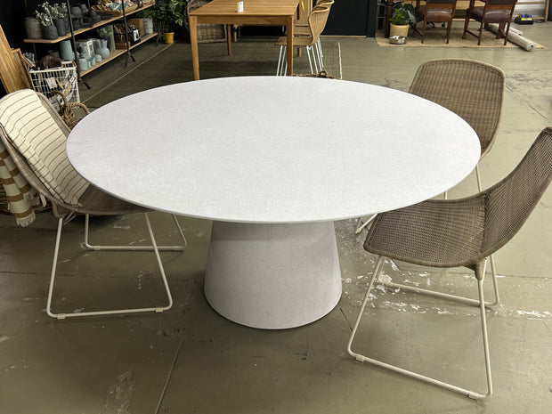 GLOBEWEST LIVORNO ROUND DINING TABLE - EX FLOOR STOCK