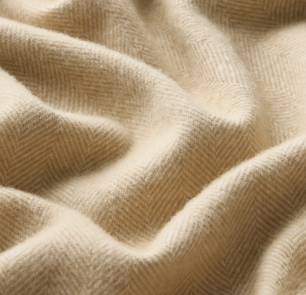 MERINO HERRINGBONE THROW