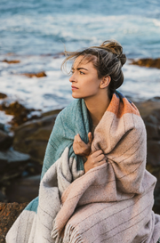 RECYCLED THROW TERRAIN BAY OF FIRES
