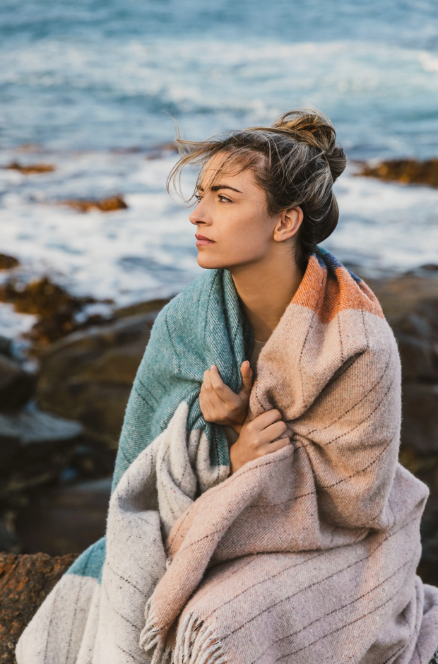 RECYCLED THROW TERRAIN BAY OF FIRES