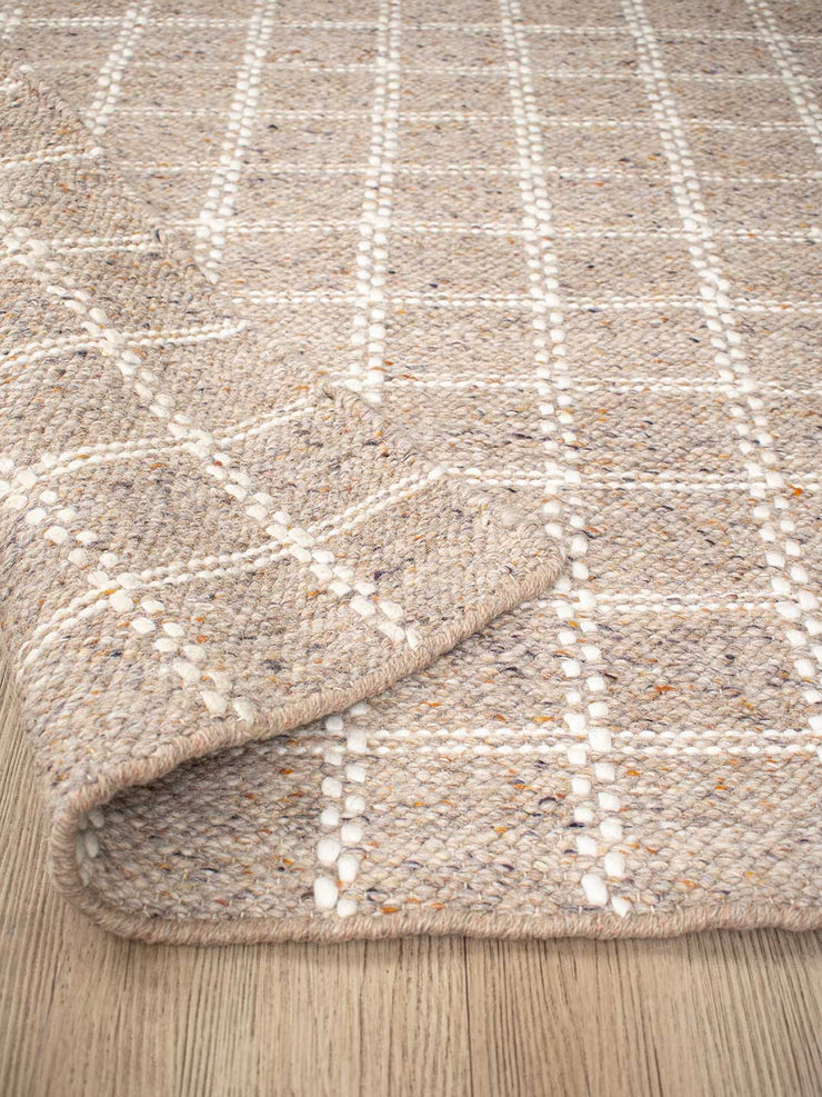 BELLEVUE RUG BY THE RUG COLLECTION