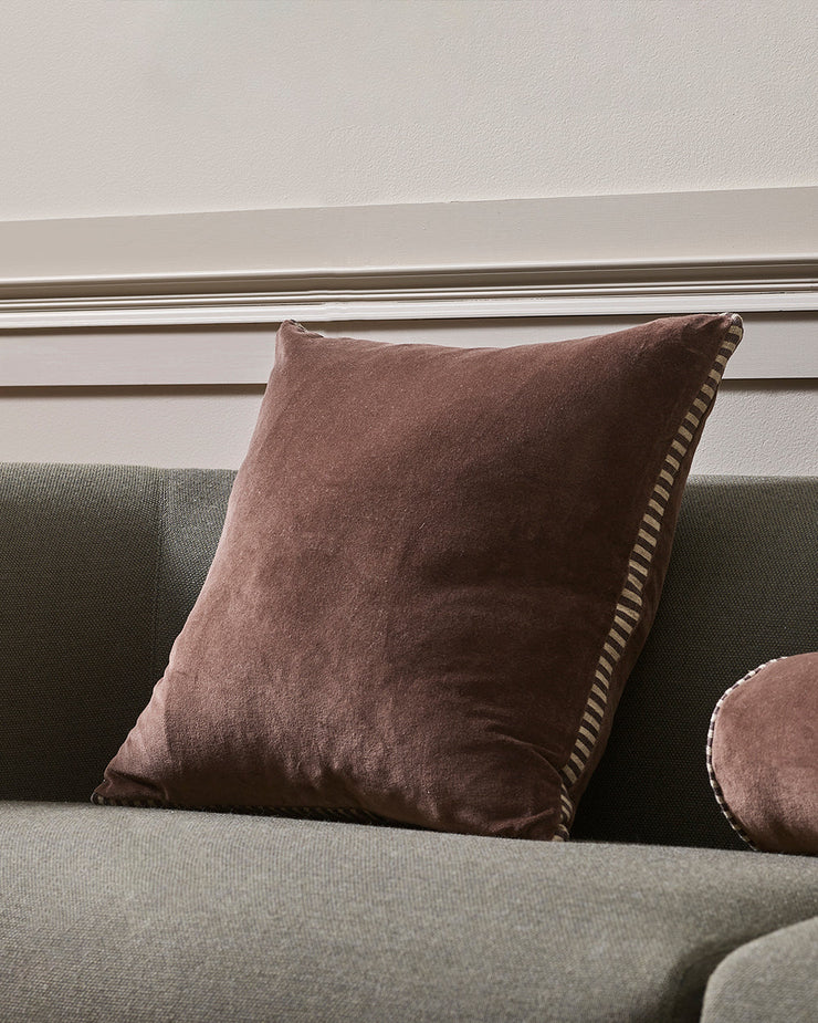BAYA EDWARD CUSHION
