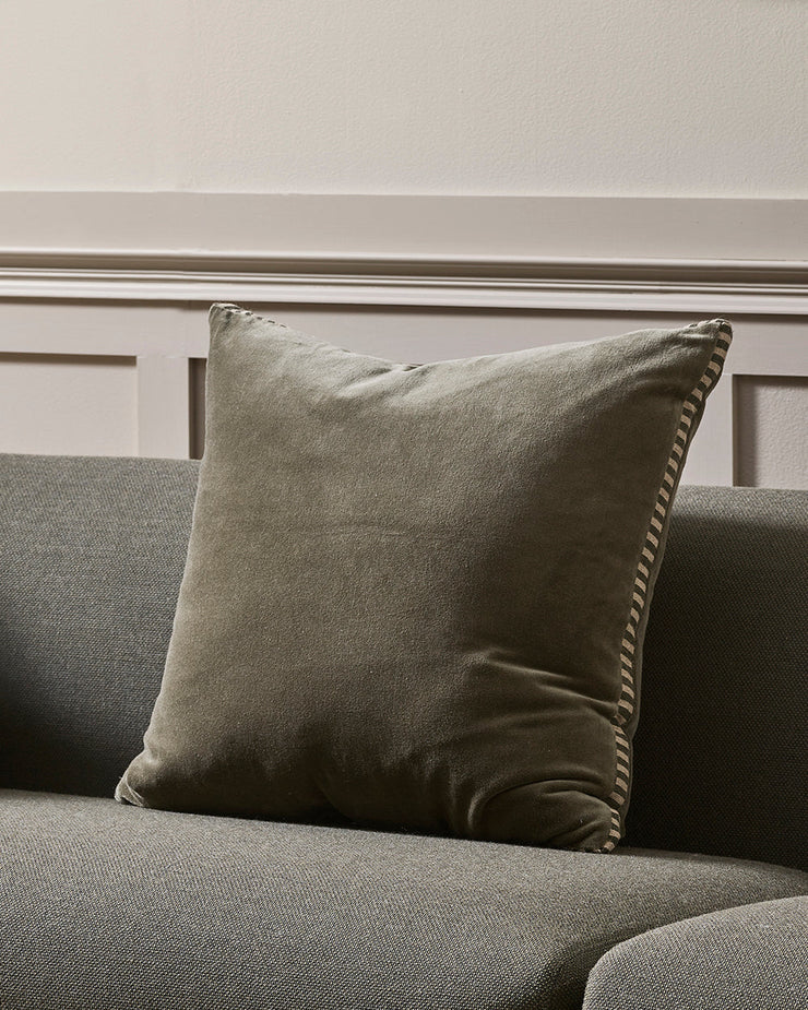 BAYA EDWARD CUSHION