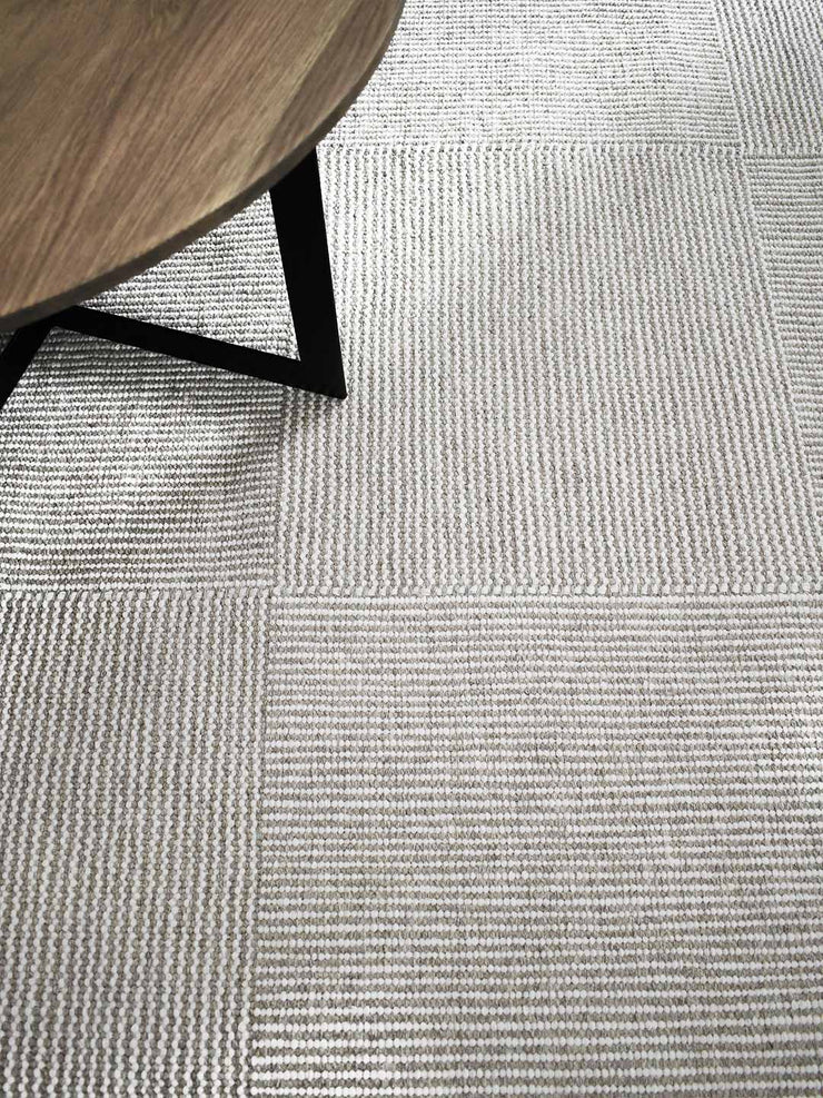 BRAID BOX RUG BY THE RUG COLLECTION