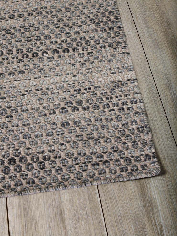 BRAID HIVE RUG BY THE RUG COLLECTION