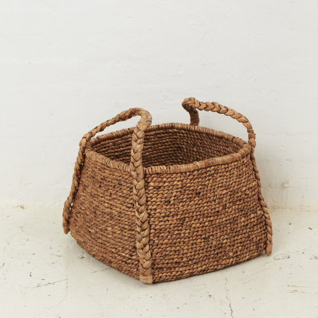 WATERHYACINTH ROUNDED SQUARE BASKET